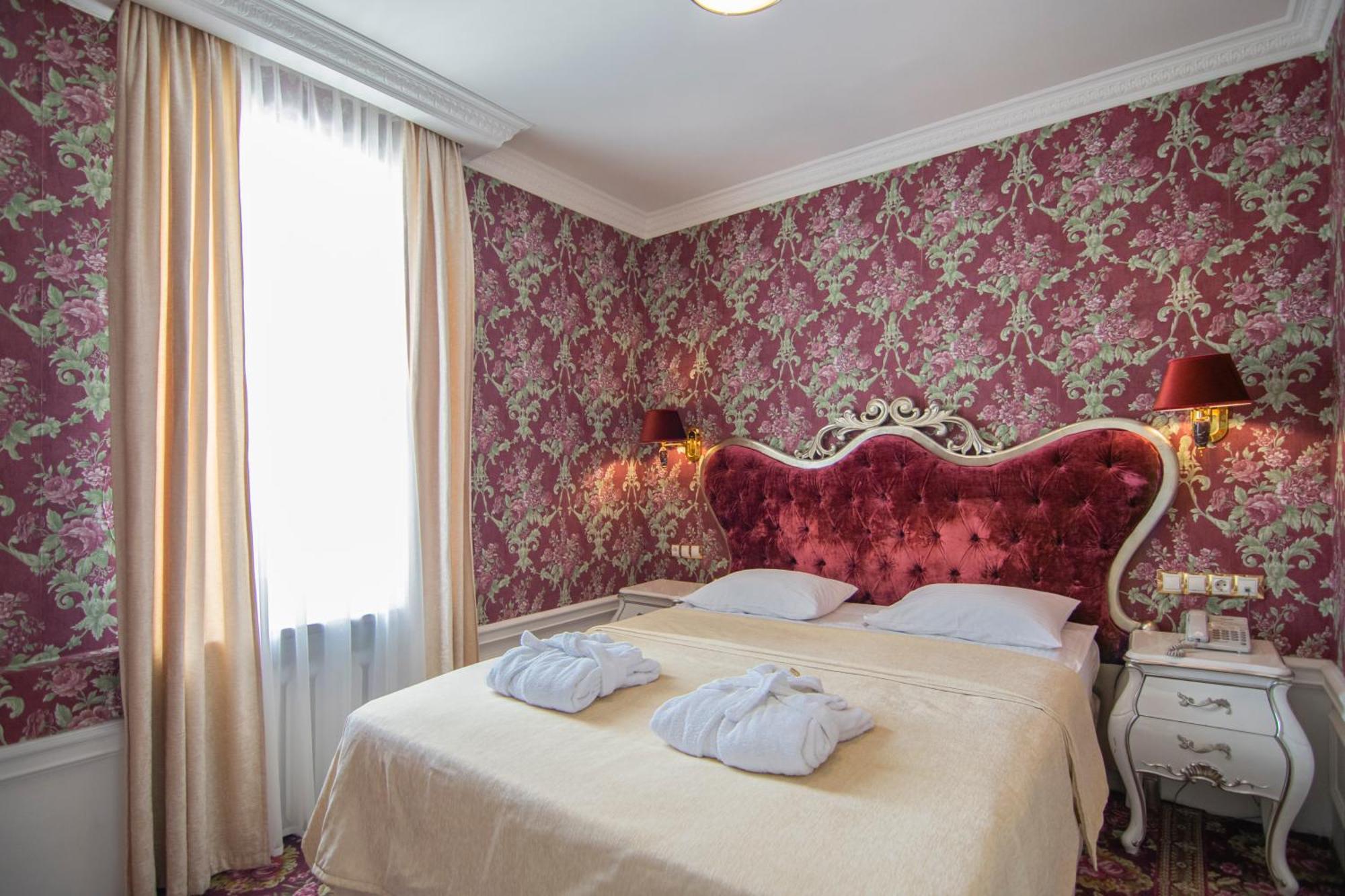Royal Olympic 3*