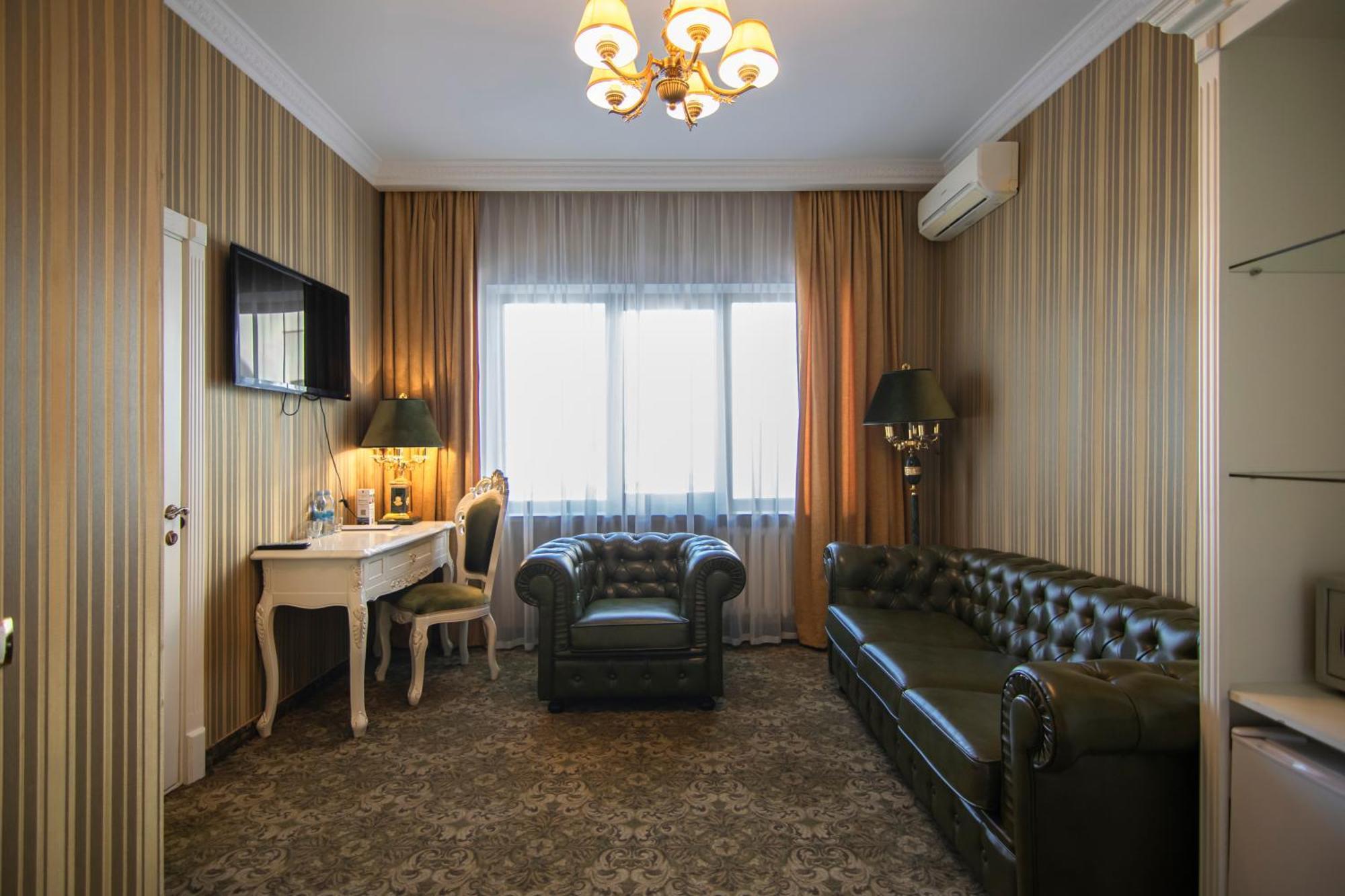 Отель Royal Olympic