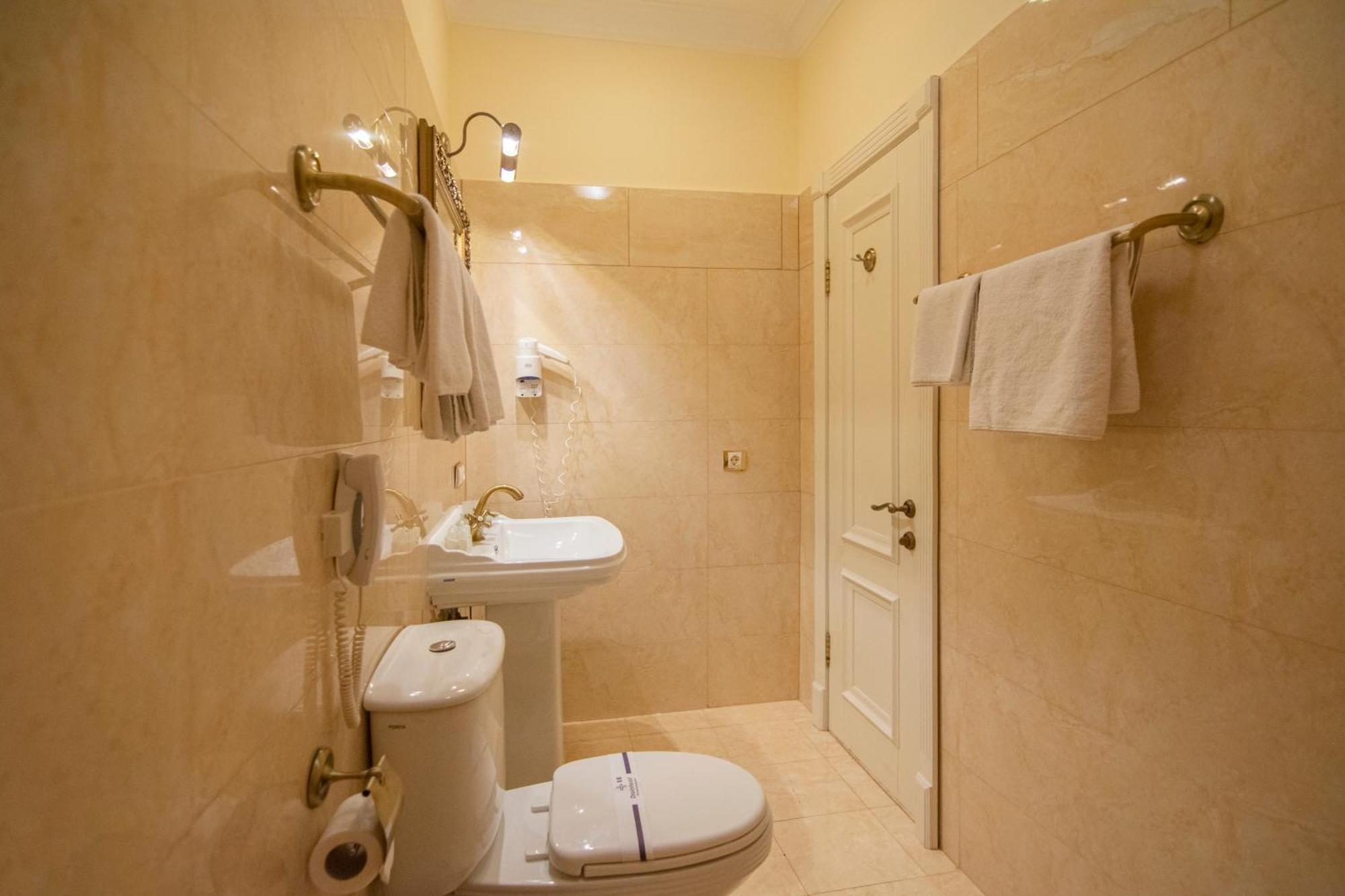 Отель Royal Olympic 3*